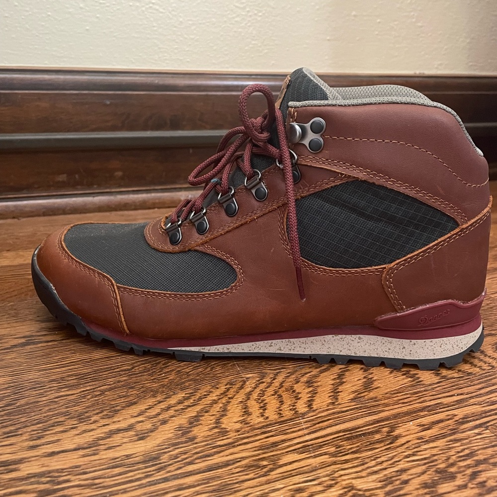 DANNER Boots {9} Jag Barley Brown Hiking